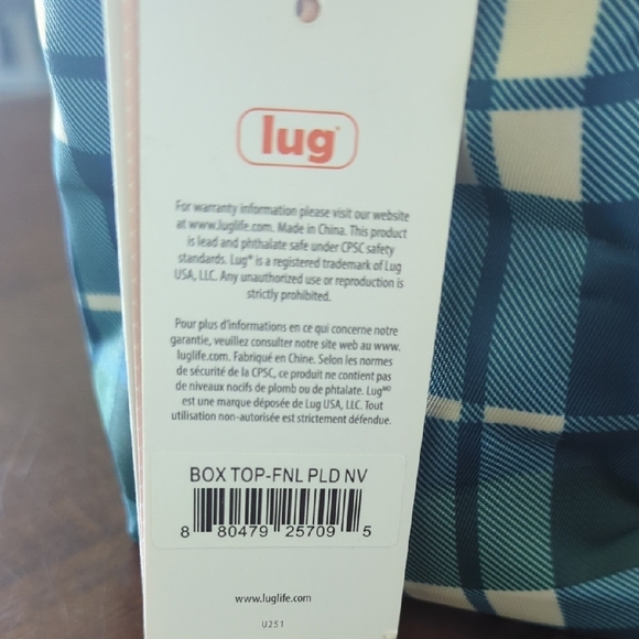 Lug Blue and Green Toiletry Bag with Insulated Design - Picture 5 of 8